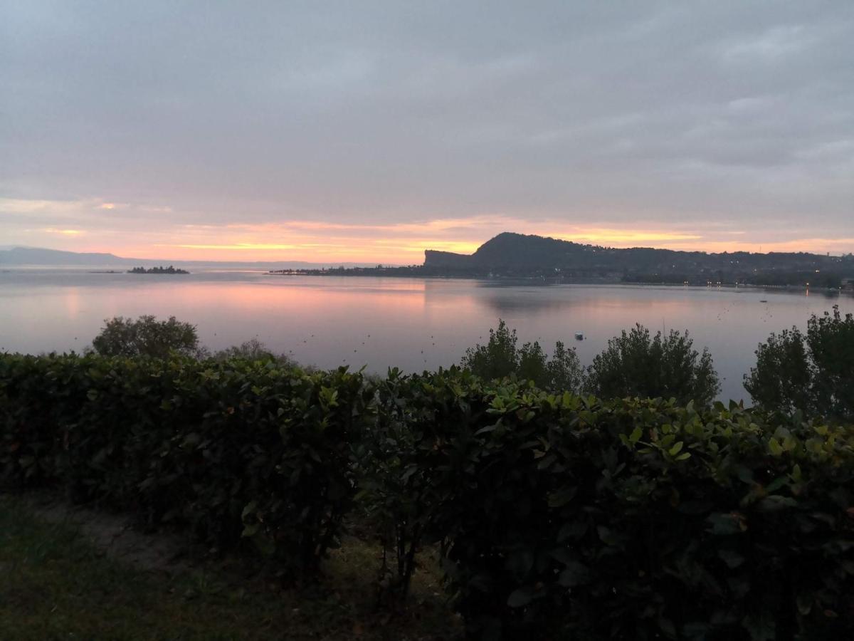 Note Di Lago Манерба дел Гарда Екстериор снимка